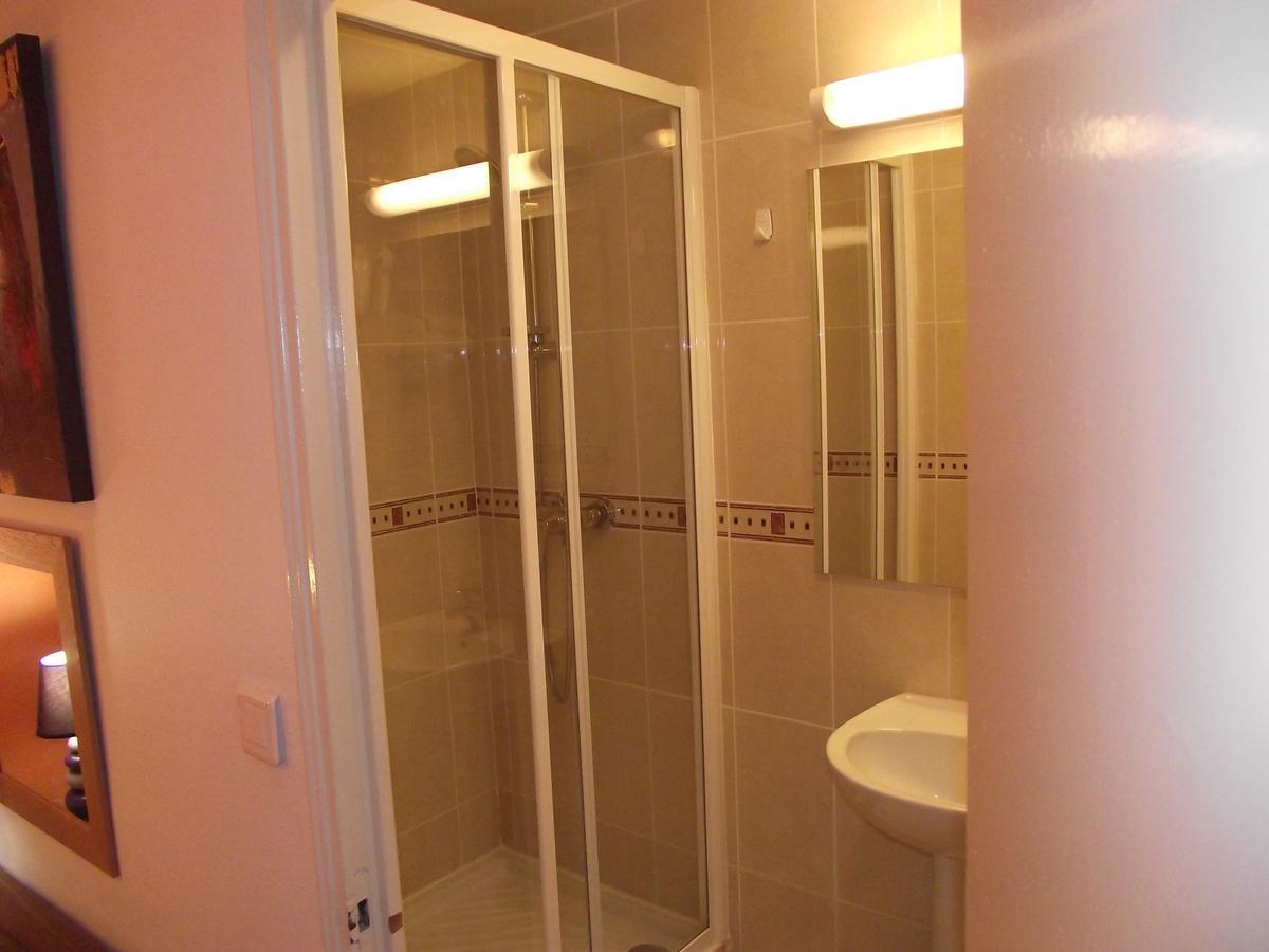 Le Nouvel Hotel Du Theatre Paris Zimmer foto